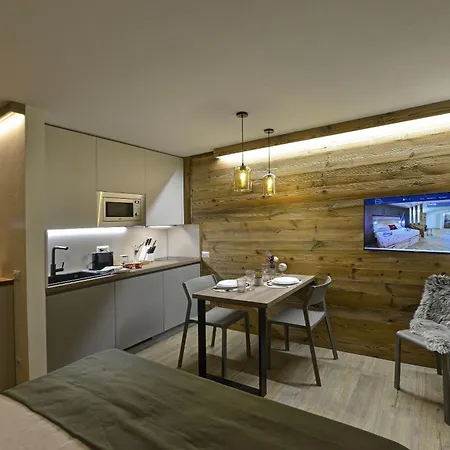 Petit Grandze, Caldo Rifugio